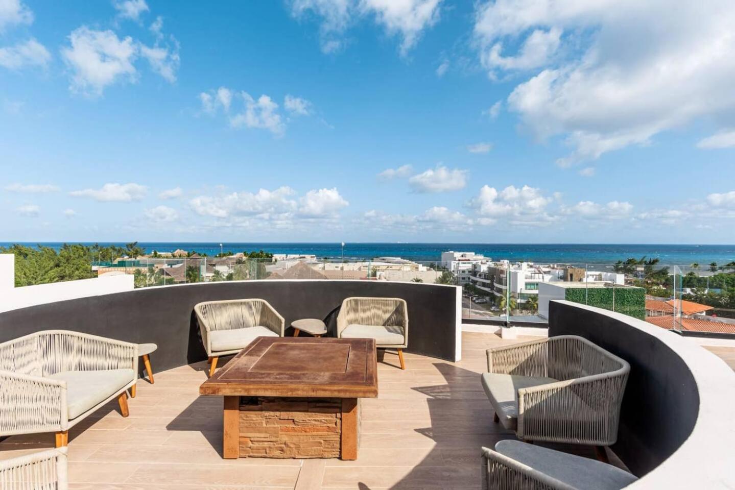 Beautiful With Ocean View From The Rooftop Apartamento *
